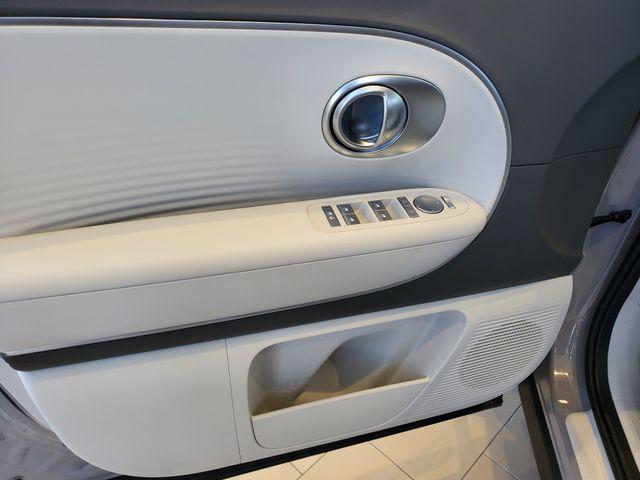 2026 Hyundai IONIQ 9 SE - Photo 29