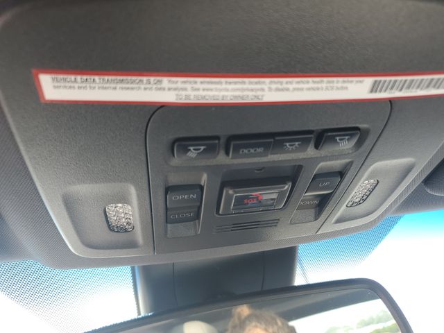 2021 Toyota Avalon XLE - Photo 31