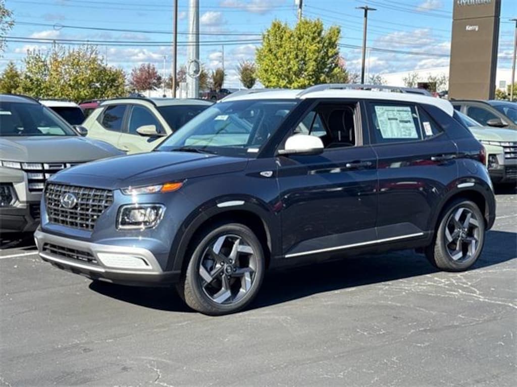 New 2026 Hyundai Venue SEL SUV