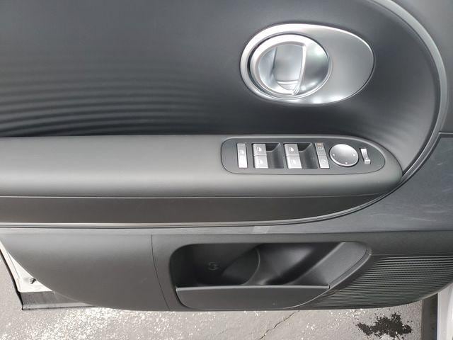 2026 Hyundai IONIQ 9 SE - Photo 20