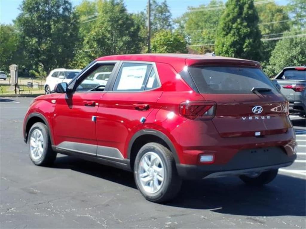 New 2026 Hyundai Venue SE SUV