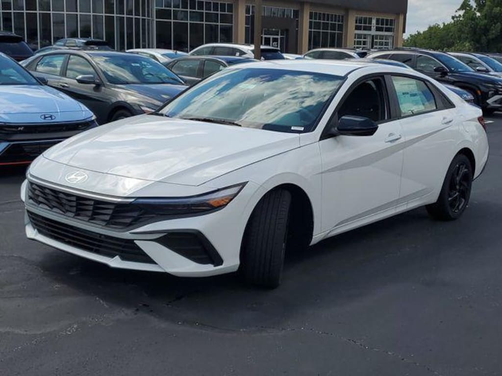 New 2026 Hyundai Elantra SEL Sport Sedan