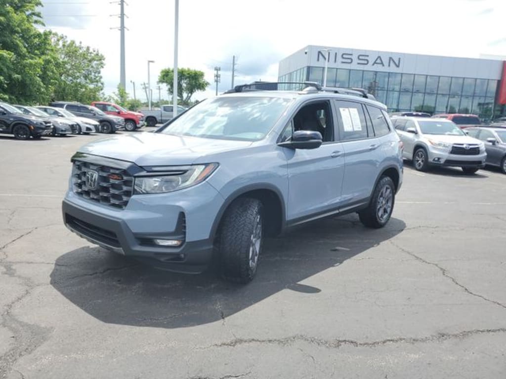 Used 2024 Honda Passport TrailSport SUV