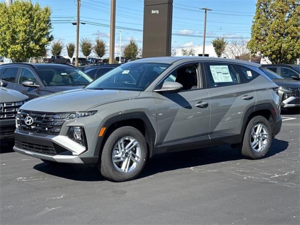 New 2026 Hyundai Tucson SE AWD SUV