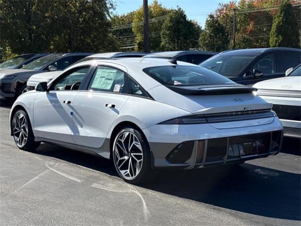 New 2025 Hyundai IONIQ 6 Limited Sedan