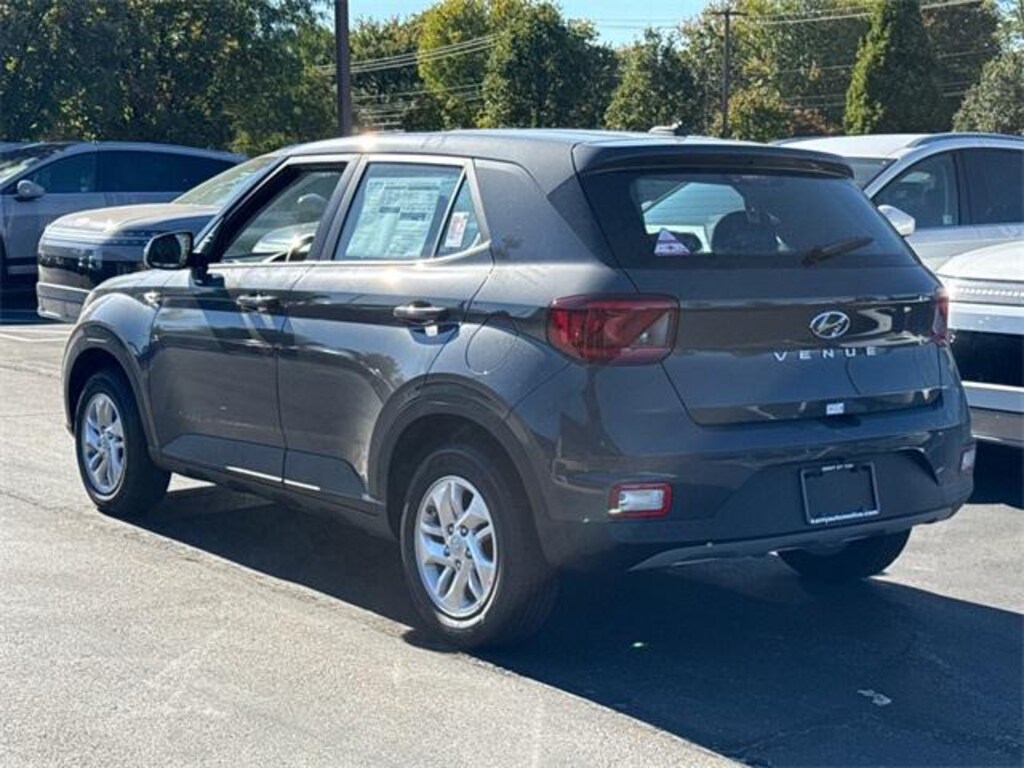 New 2026 Hyundai Venue SE SUV