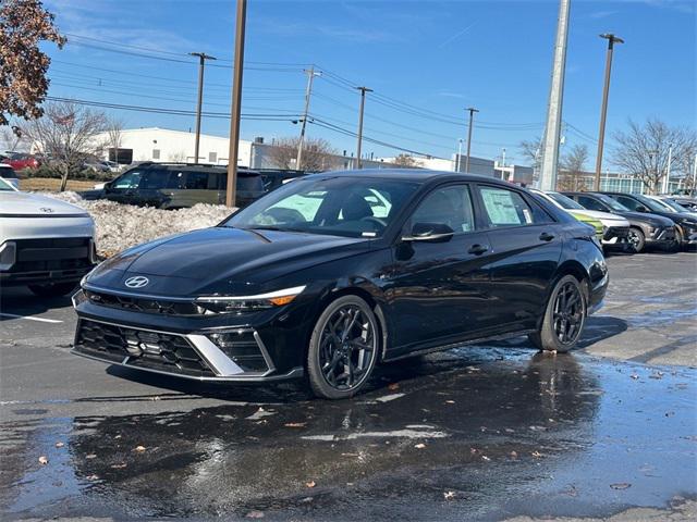 2025 Hyundai Elantra N Line photo 2