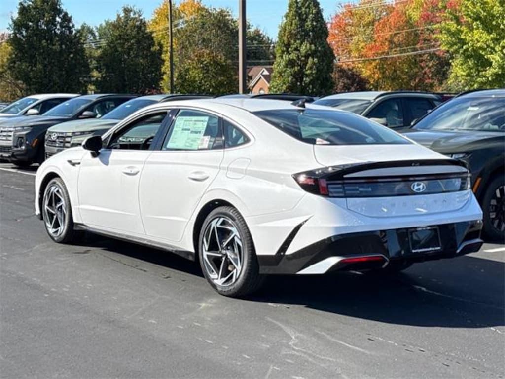 New 2026 Hyundai Sonata SEL Sport Sedan