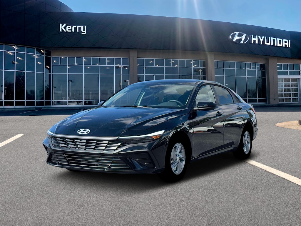 New 2026 Hyundai Elantra SE Sedan