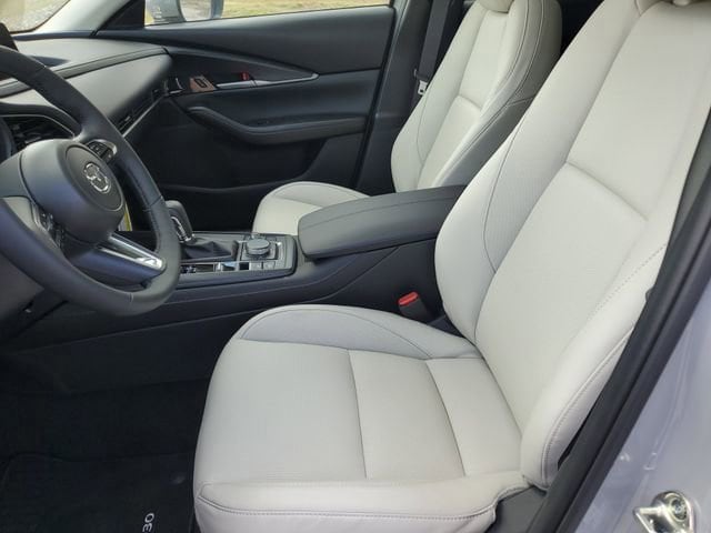 2026 Mazda CX-30 Premium - Photo 17