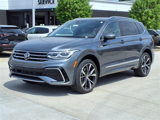 2023 Volkswagen Tiguan SEL R-Line Black photo 2