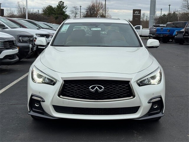 2021 Infiniti Q50 3.0t Signature Edition photo 2