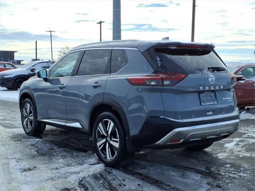 Used 2021 Nissan Rogue Platinum SUV
