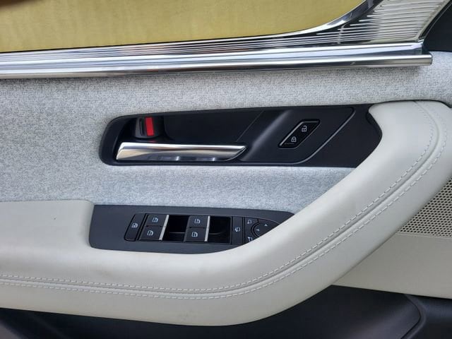 2026 Mazda CX-90 Premium Plus Package - Photo 17