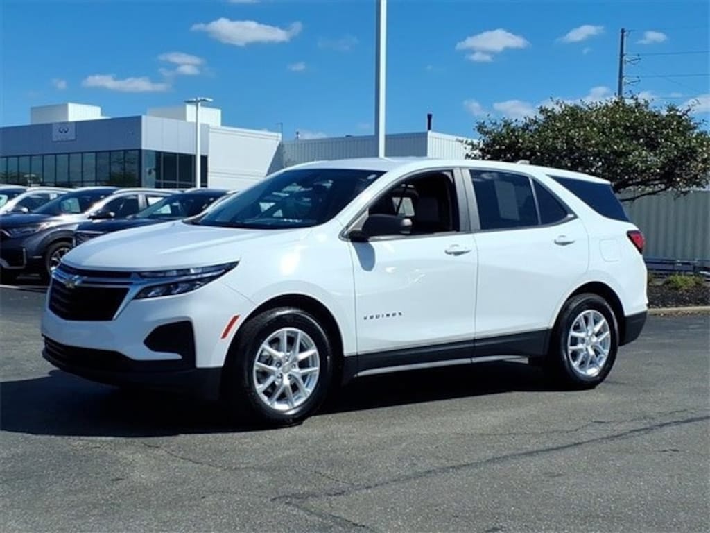 Used 2022 Chevrolet Equinox LS SUV