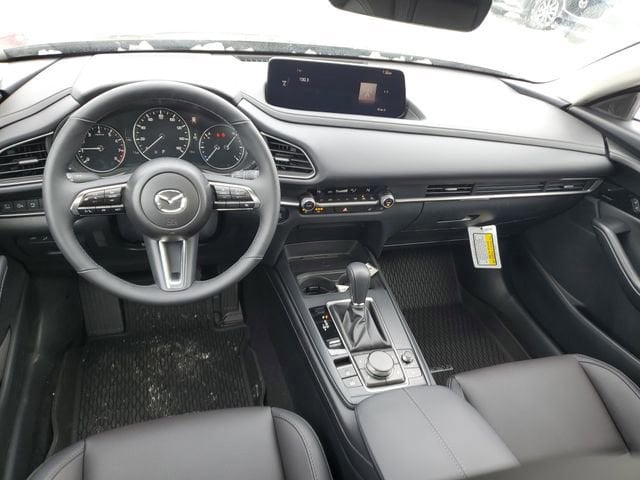 2026 Mazda CX-30 Premium - Photo 10
