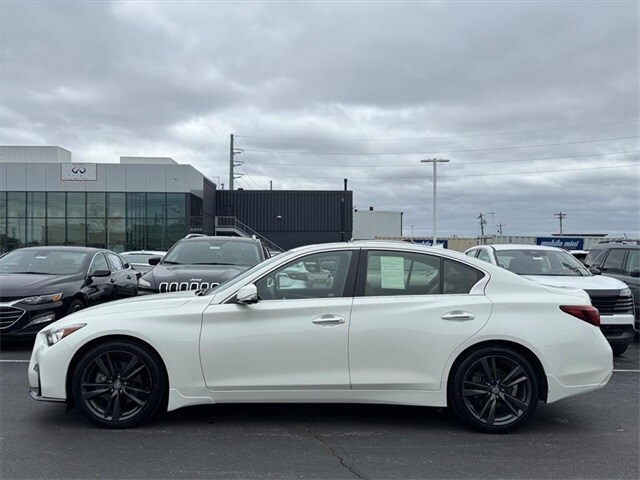 2021 Infiniti Q50 3.0t Signature Edition photo 3