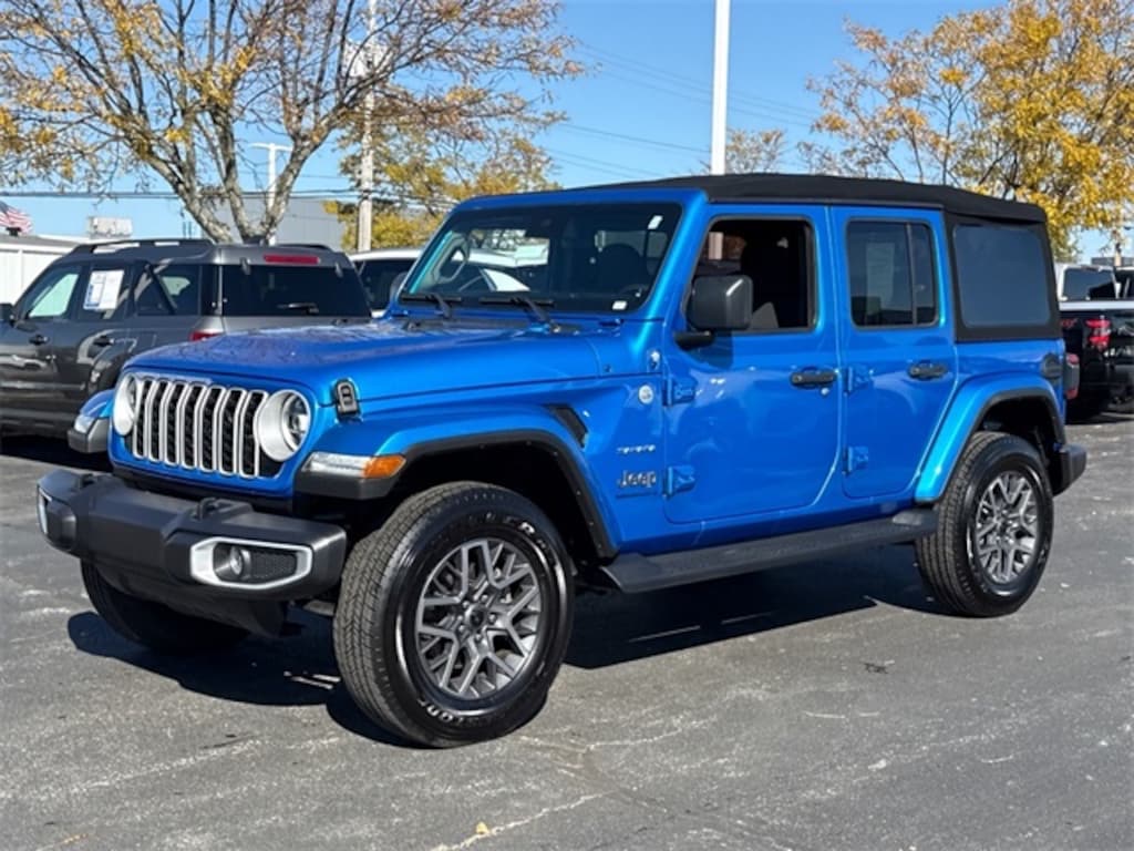 Used 2024 Jeep Wrangler Sahara SUV
