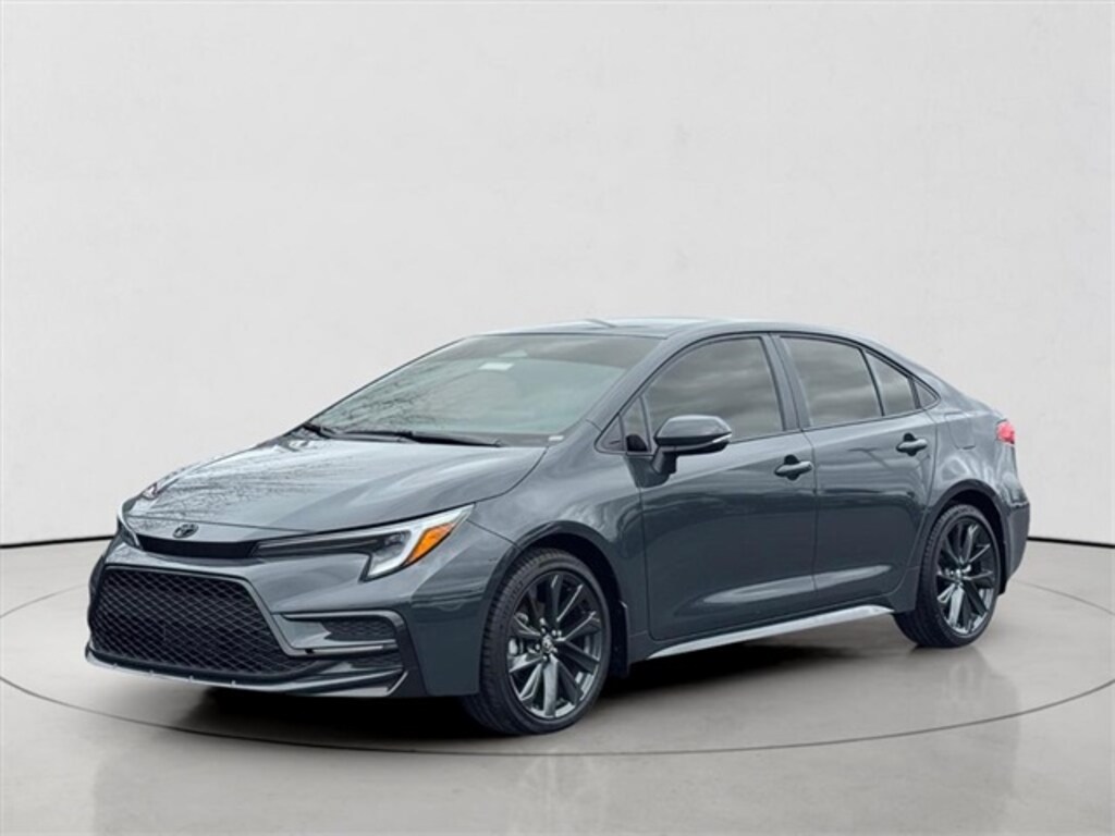 Used 2025 Toyota Corolla SE Sedan