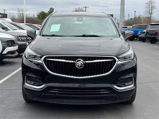2018 Buick Enclave Premium photo 2