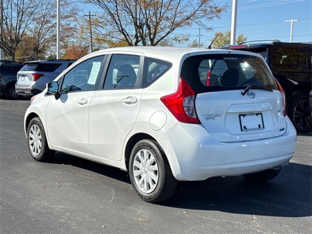 Used 2015 Nissan Versa Note SV Hatchback