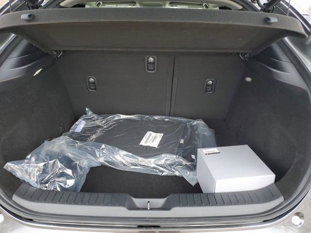 2026 Mazda CX-30 Premium - Photo 9