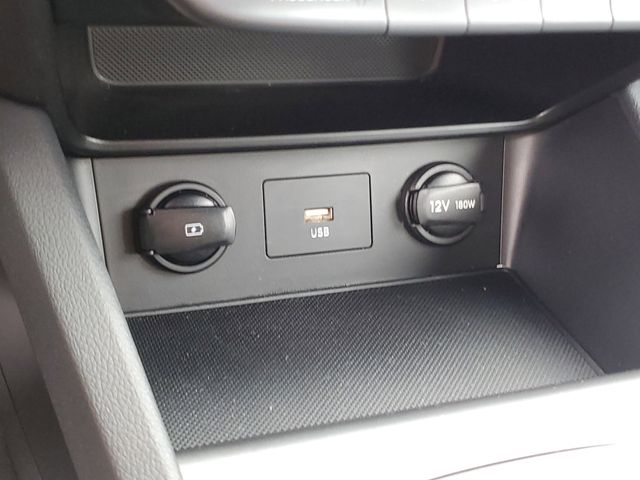 2023 Hyundai Kona SE - Photo 29