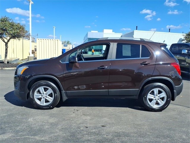 2016 Chevrolet Trax LT photo 3