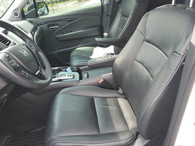 2018 Honda Pilot Touring - Photo 17