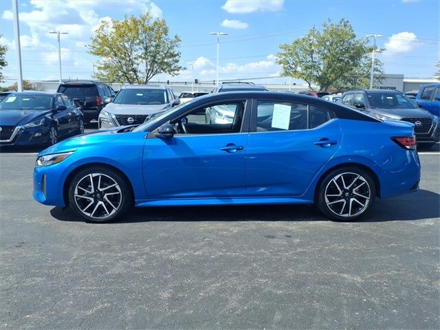 2024 Nissan Sentra SR photo 3
