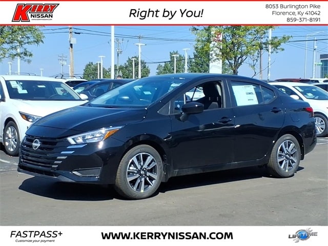 2025 Nissan Versa Sedan SV's photo