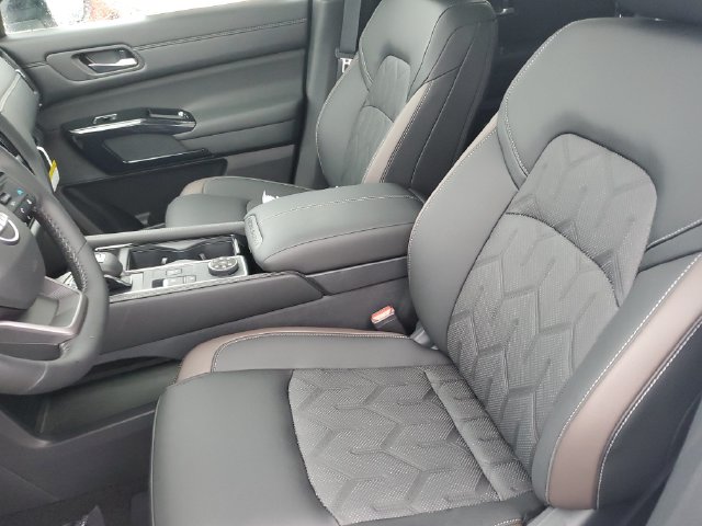 2026 Nissan Pathfinder Platinum - Photo 20