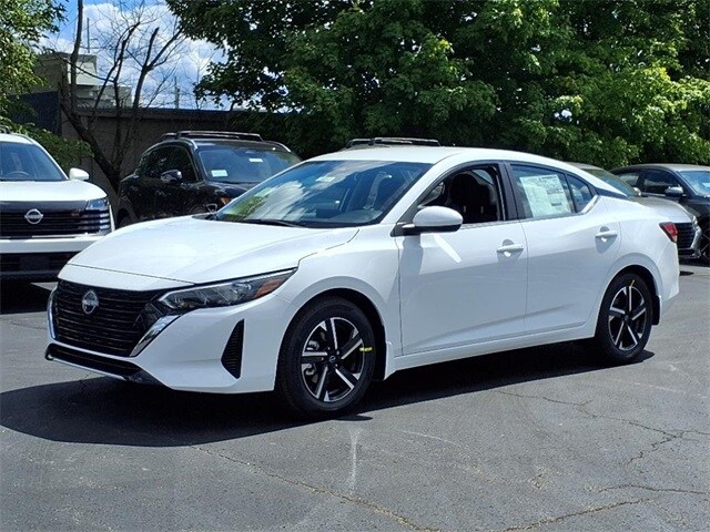 2025 Nissan Sentra SV photo 2
