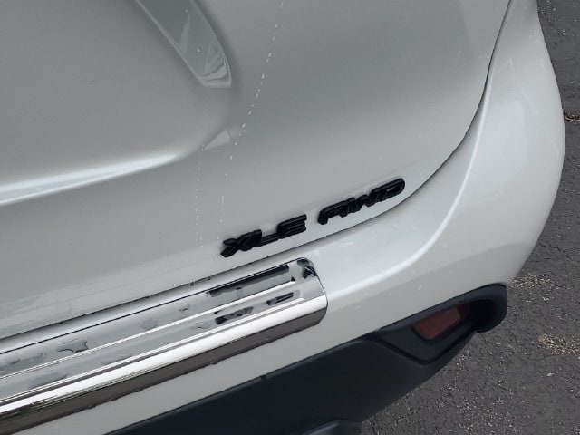 2024 Toyota Highlander XLE - Photo 8