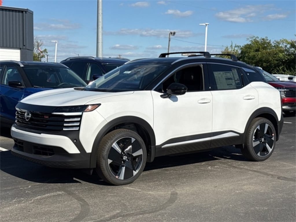 New 2026 Nissan Kicks SR SUV