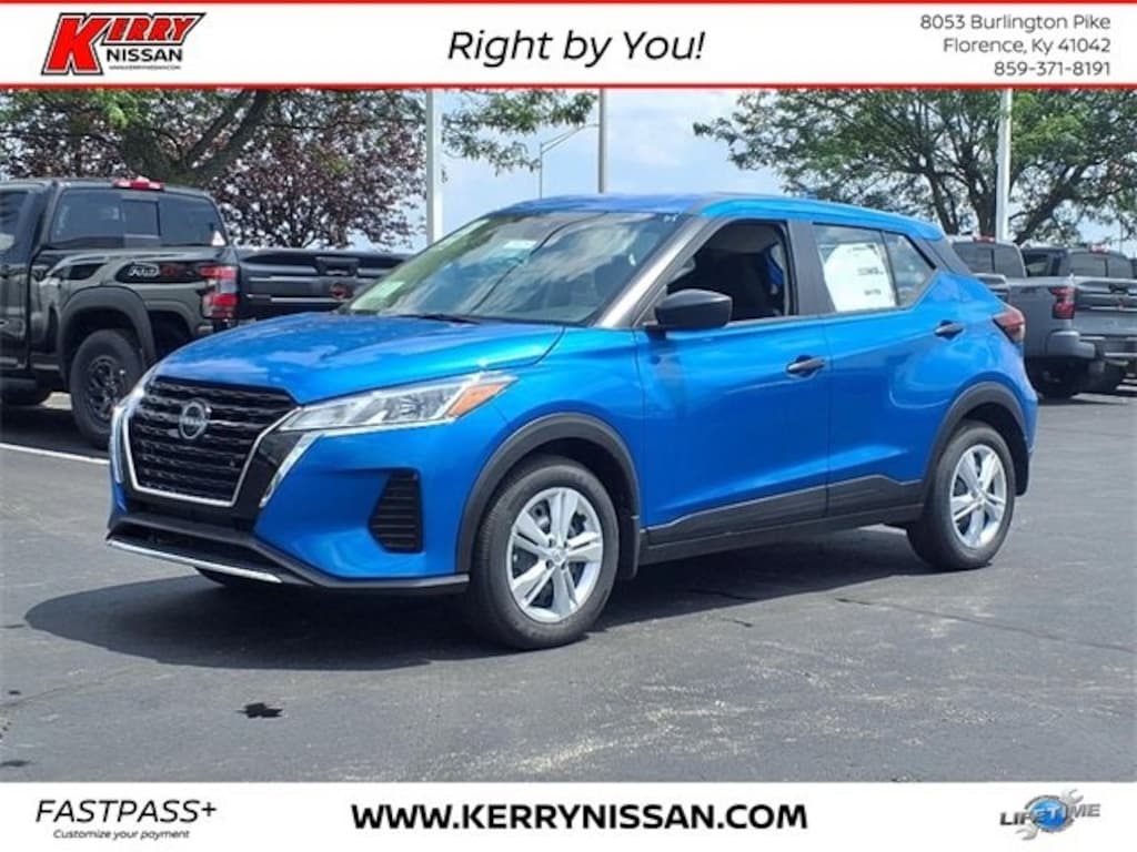 New 2025 Nissan Kicks Play Play SUV