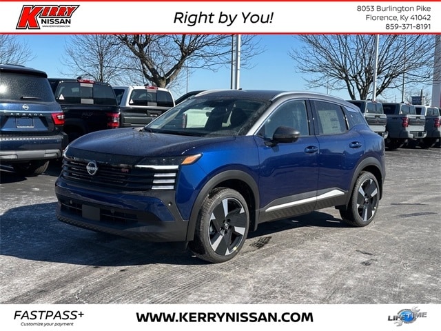 2025 Nissan Kicks SR AWD's photo