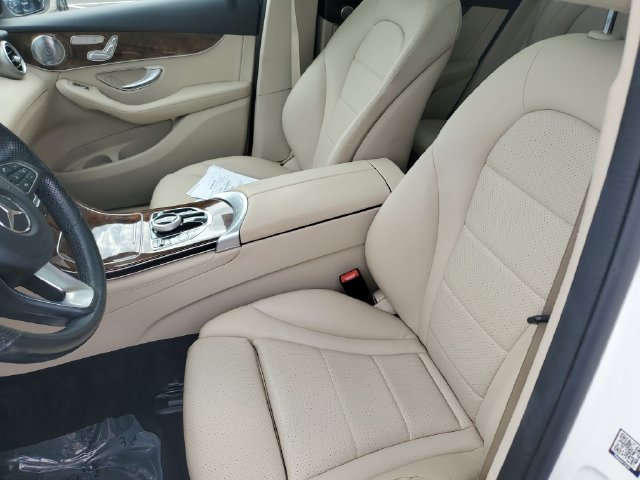 2018 Mercedes-Benz GLC GLC300 - Photo 17