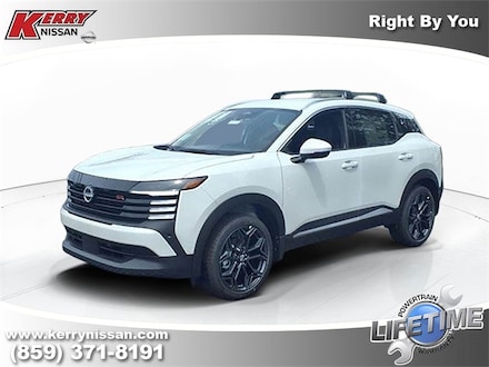 2025 Nissan Kicks SR SUV