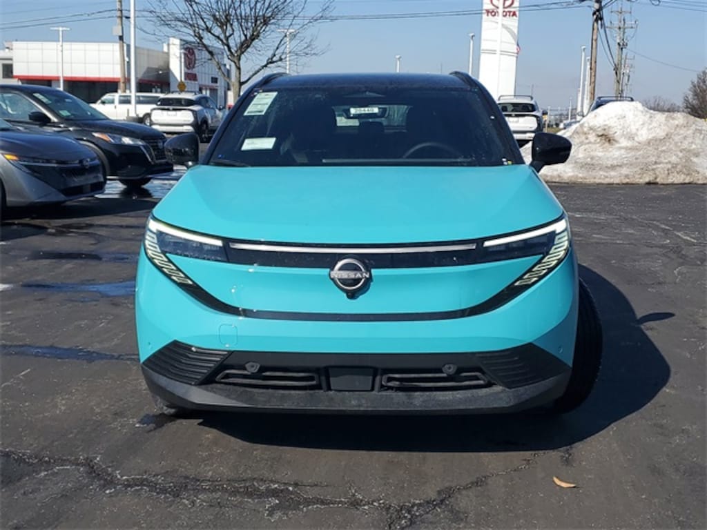 New 2026 Nissan Leaf Platinum+ SUV