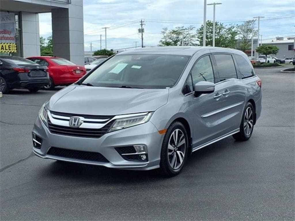 Used 2019 Honda Odyssey Elite Minivan/Van