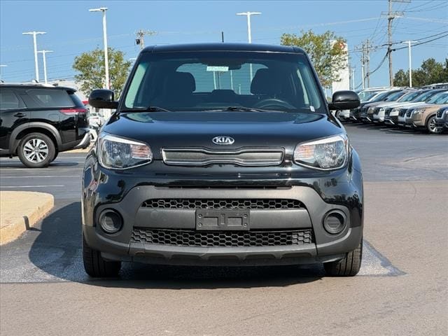 Used 2018 Kia Soul Base with VIN KNDJN2A26J7613833 for sale in Florence, KY