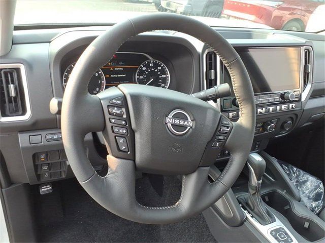 2026 Nissan Frontier SV - Photo 12