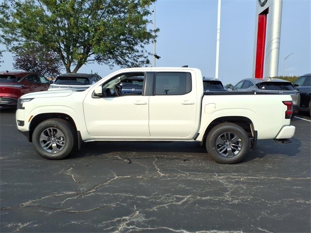 2026 Nissan Frontier SV photo 3
