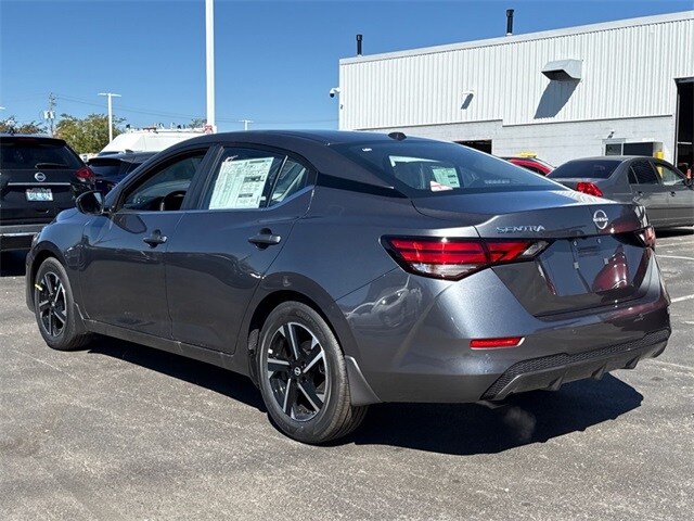 2025 Nissan Sentra SV photo 4