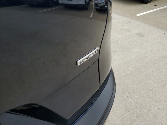 2024 Mazda CX-30 Premium - Photo 8
