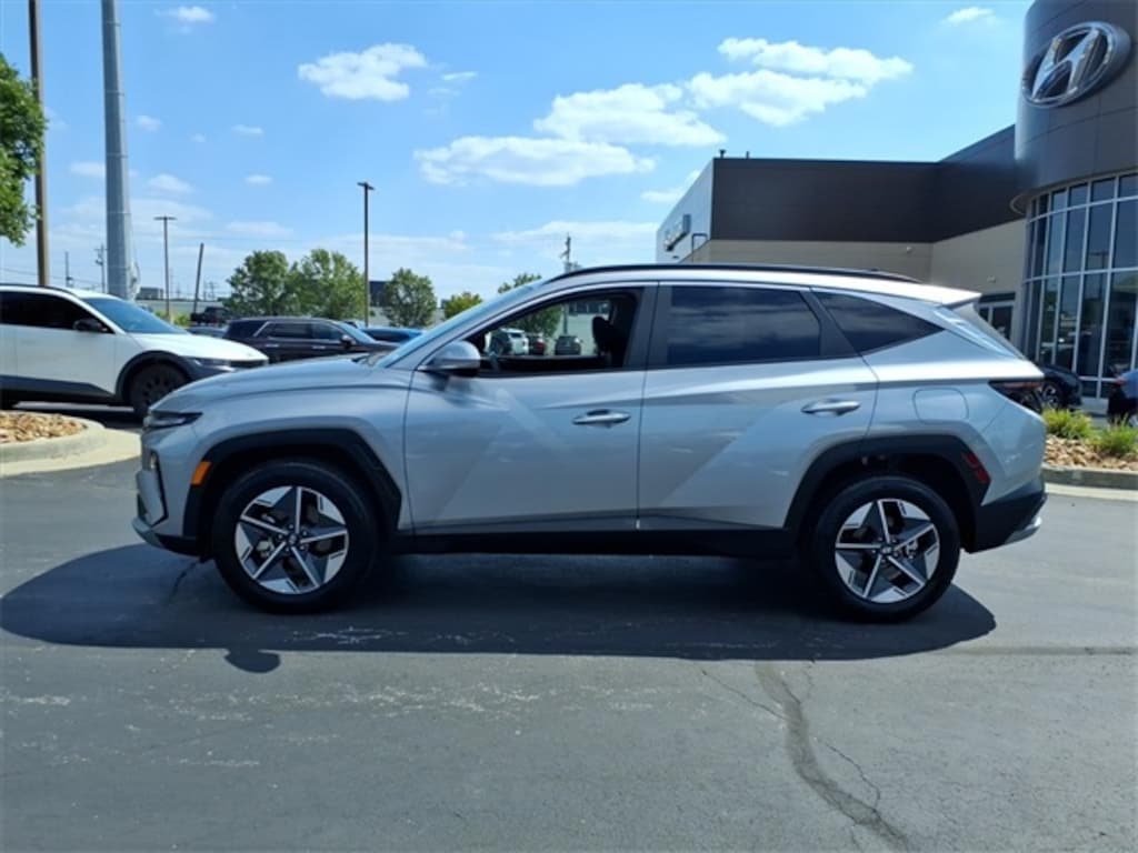 Certified 2025 Hyundai Tucson SEL Convenience SUV