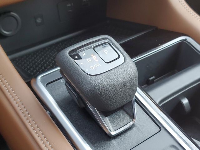 2025 Nissan Pathfinder Platinum - Photo 30