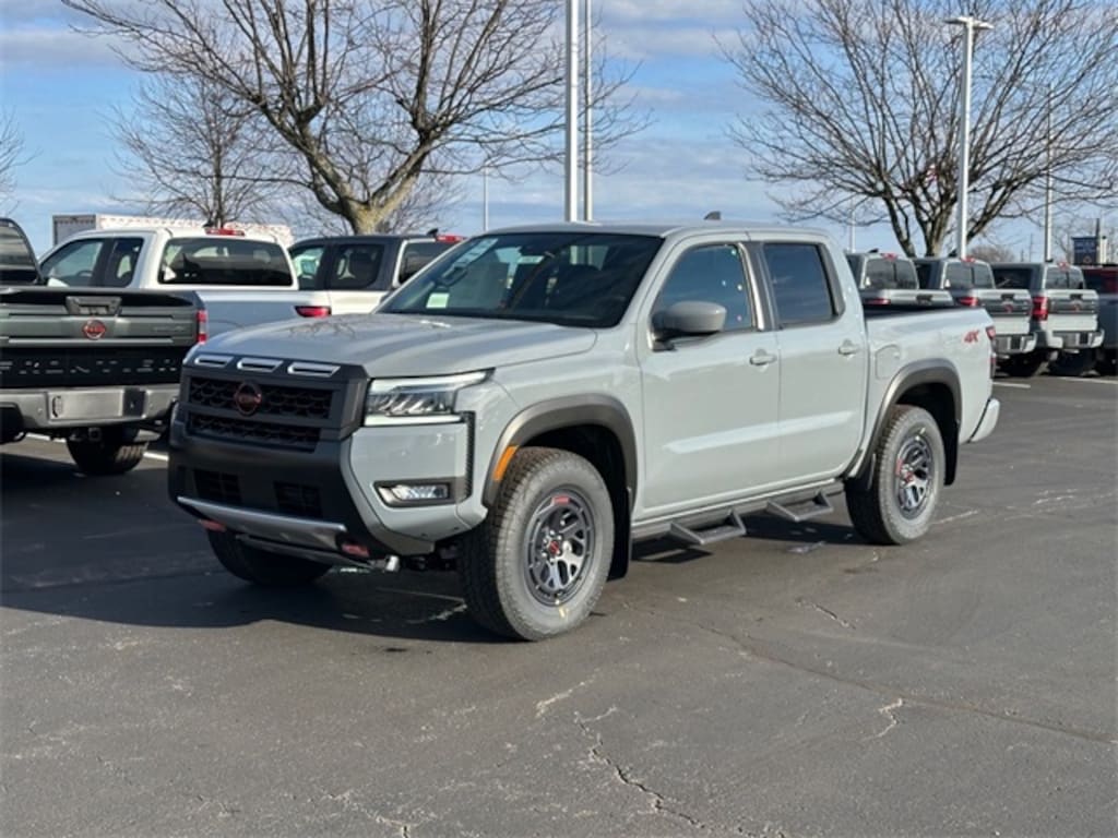 New 2025 Nissan Frontier PRO-4X Truck