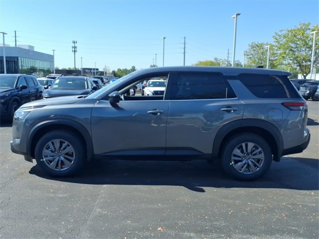 New 2025 Nissan Pathfinder S SUV